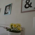Bed and Breakfast La Via Di Casa 4*