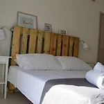 Bed and Breakfast La Via Di Casa