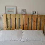 Bed and Breakfast La Via Di Casa San Leone