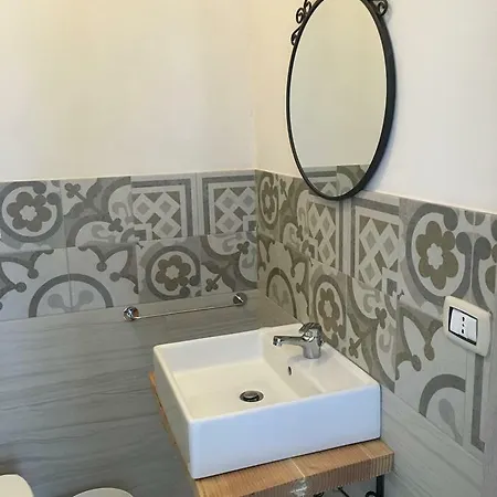 La Via Di Casa Bed & Breakfast San Leone