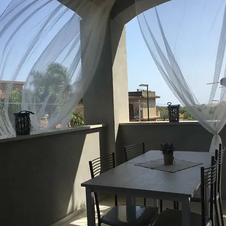 La Via Di Casa Bed and breakfast 3*
