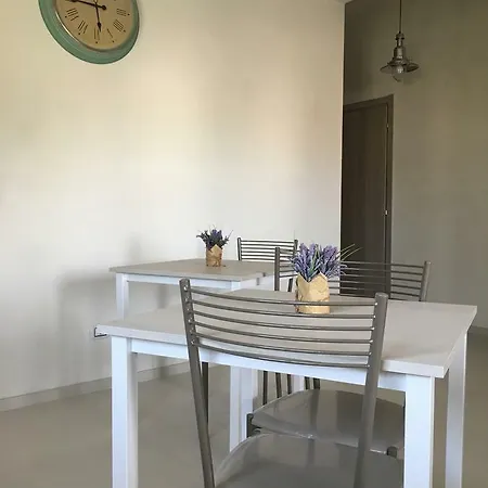 La Via Di Casa 3*
