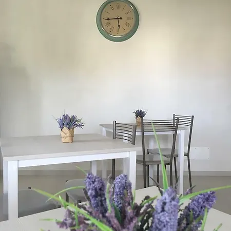 La Via Di Casa 3*