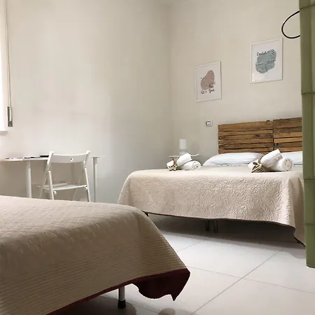 La Via Di Casa 3* Сан-Леоне